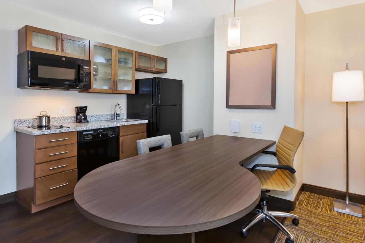 Candlewood Suites Louisville - Ne Downtown Area By Ihg Eksteriør bilde